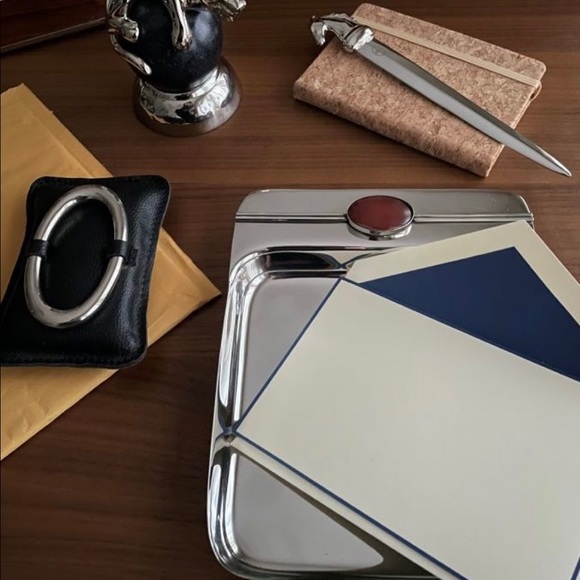 Mary Jurek Panther Paperweight with  Marble Ball Design - Picture 3 of 7